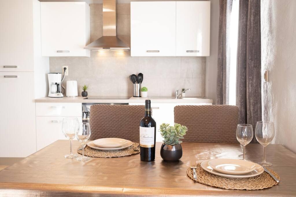 Le Rotche Ii Appartement *